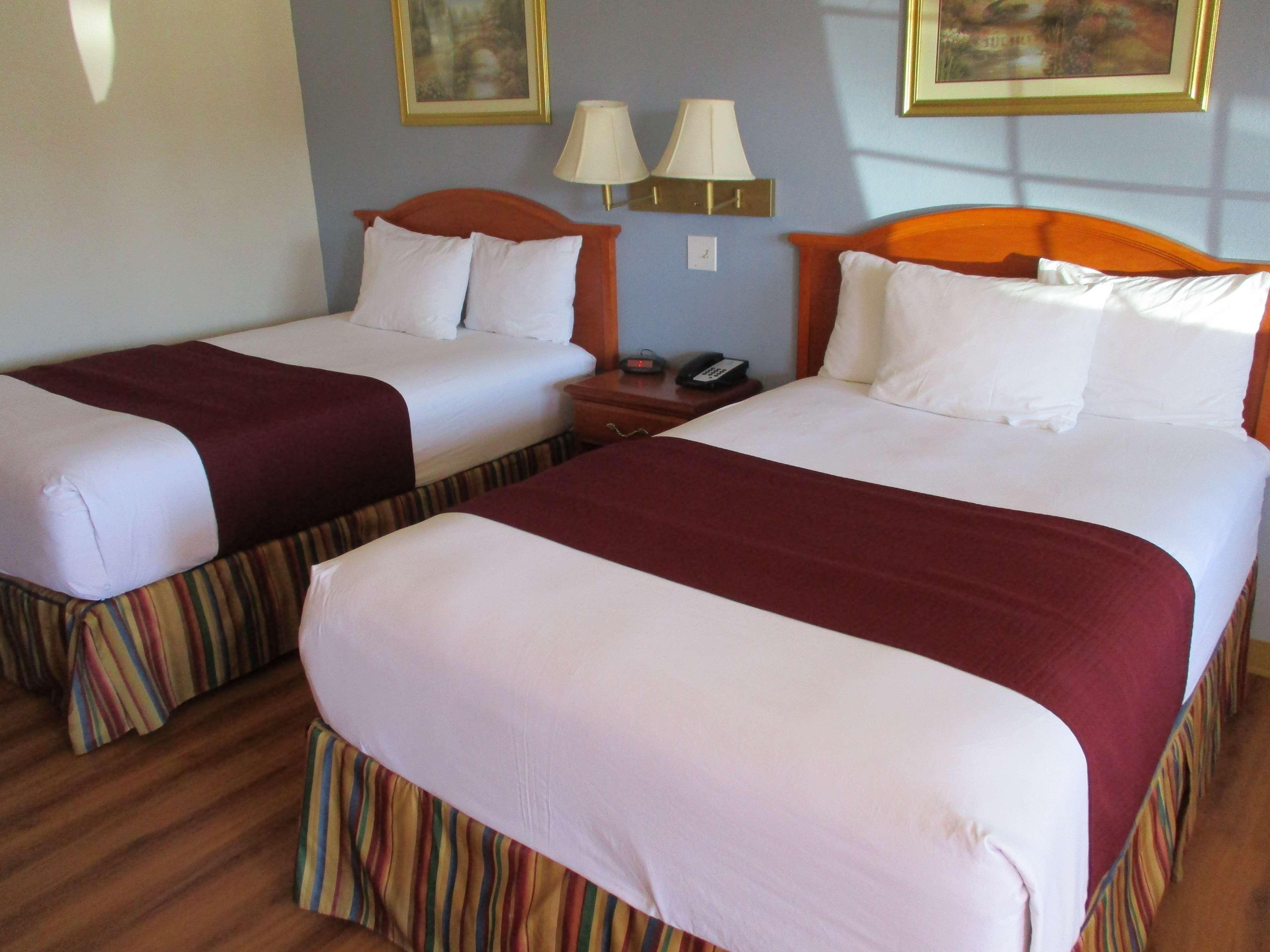 Best Western Palestine Inn Bagian luar foto