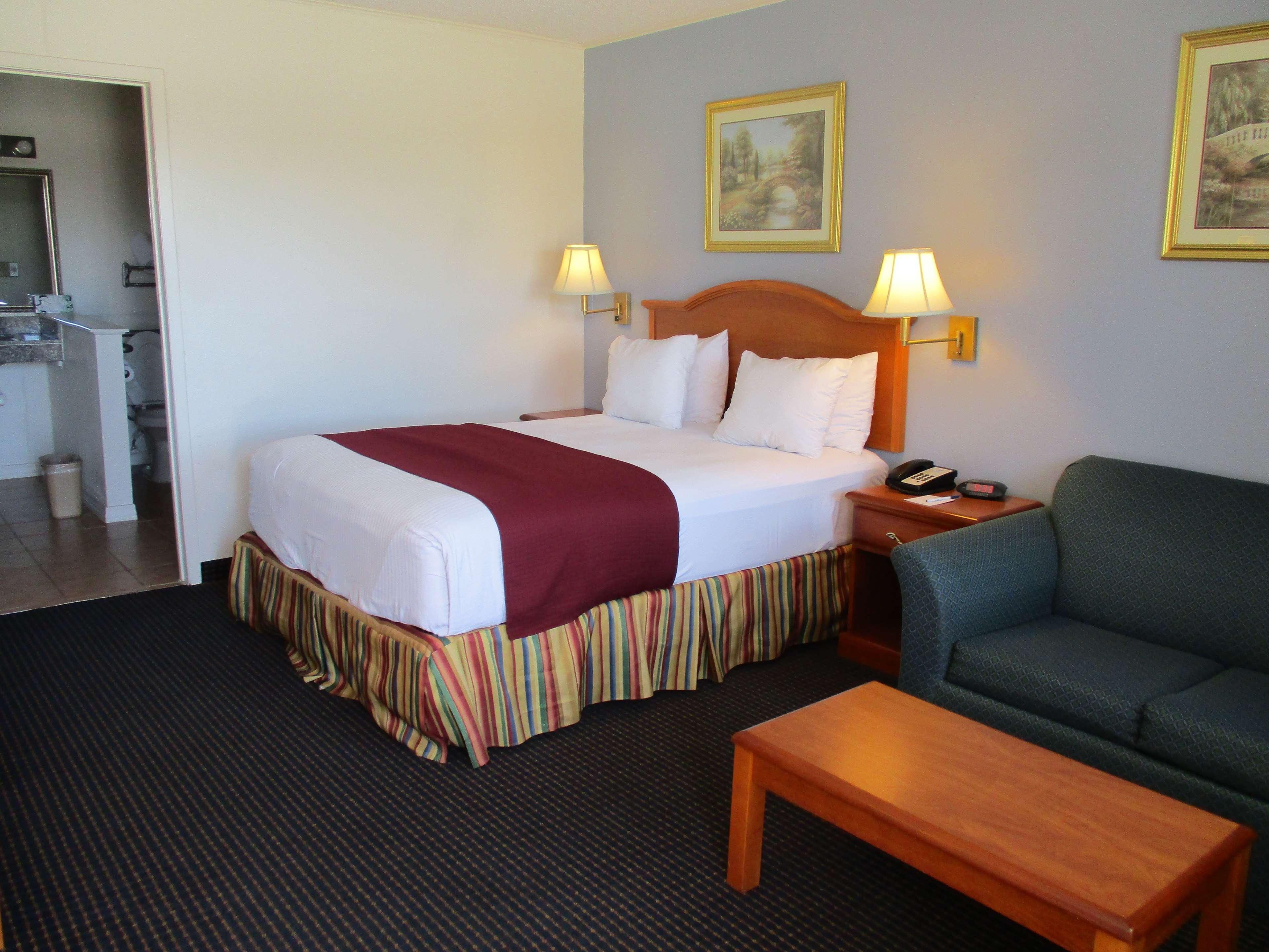 Best Western Palestine Inn Bagian luar foto