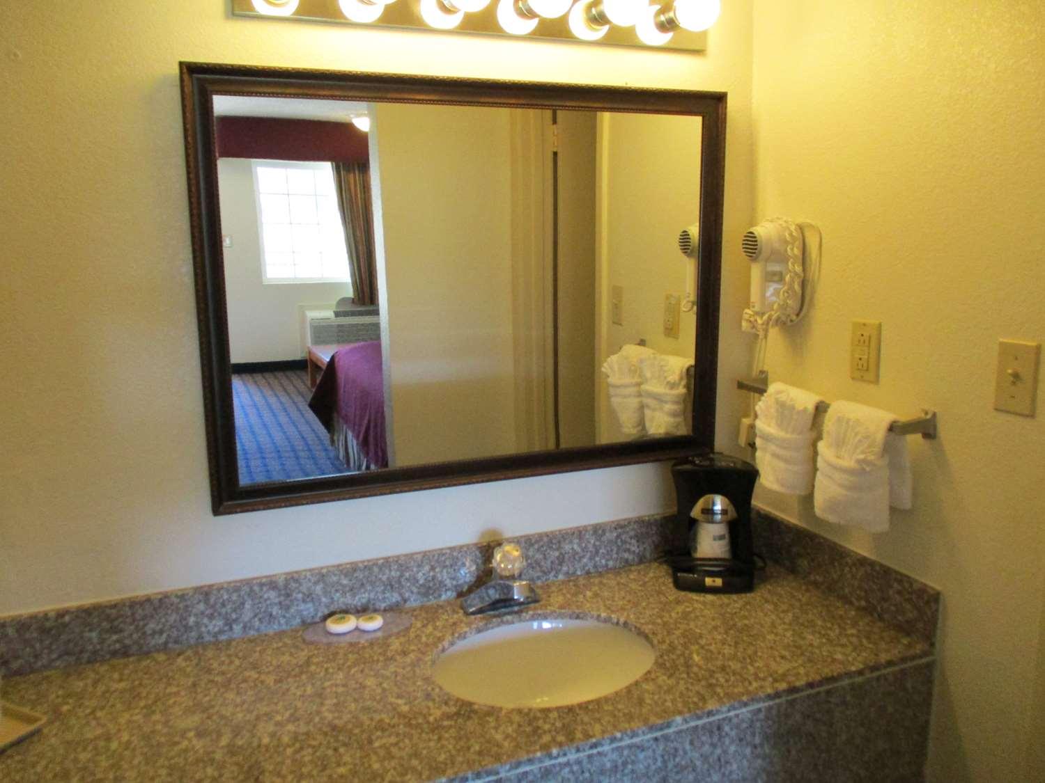 Best Western Palestine Inn Bagian luar foto