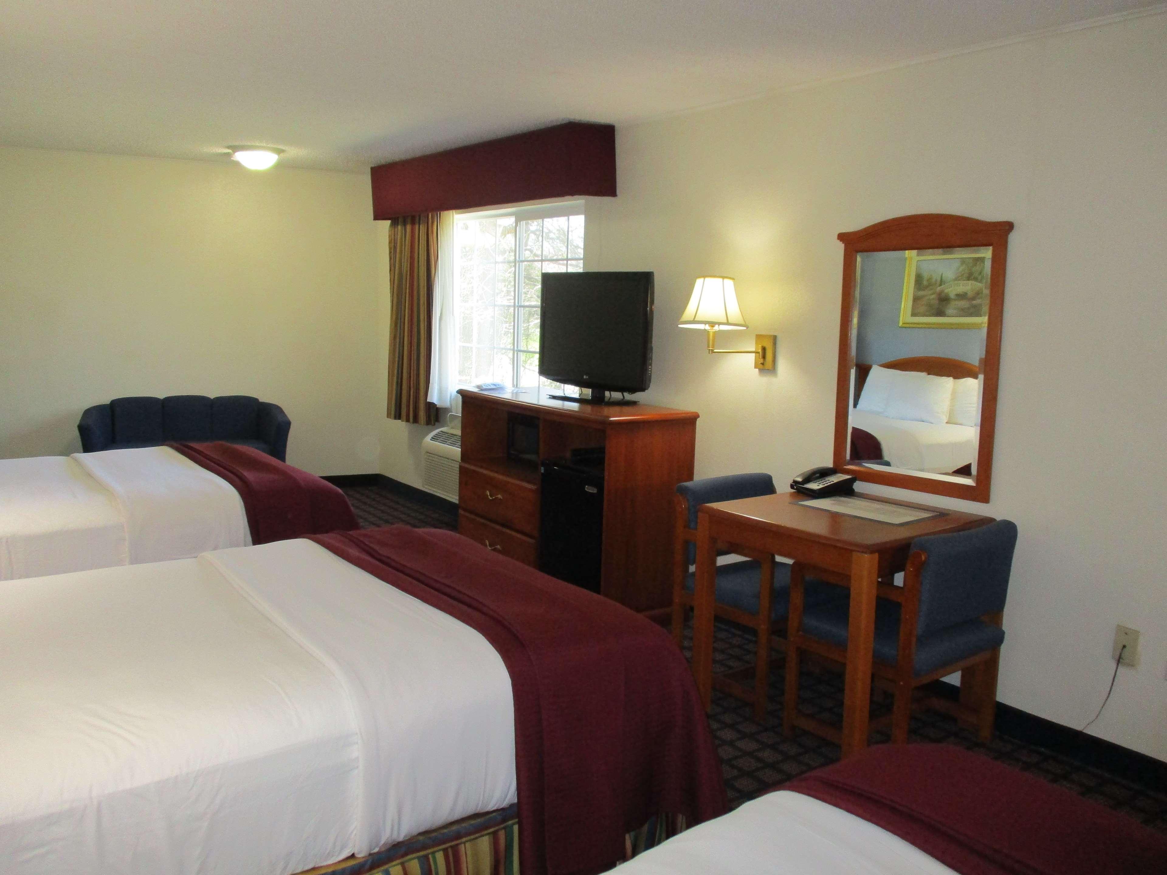Best Western Palestine Inn Bagian luar foto